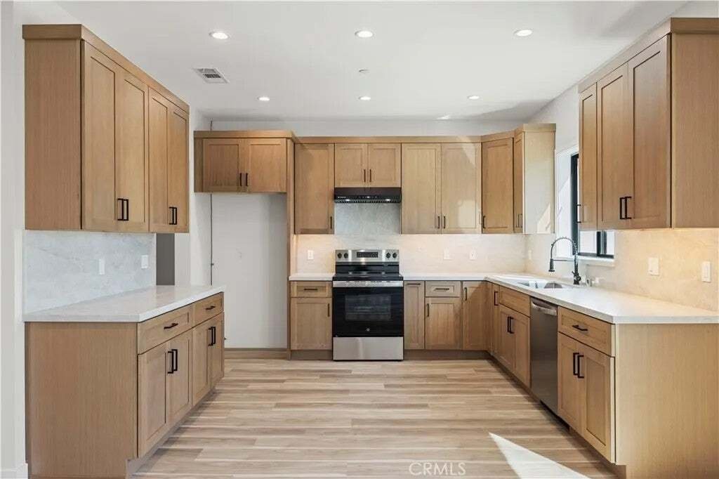 House in Glendale, California, United States 2 - 16613104