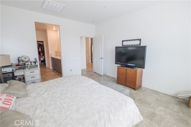 Fontana, California, United States 5 - 18606000