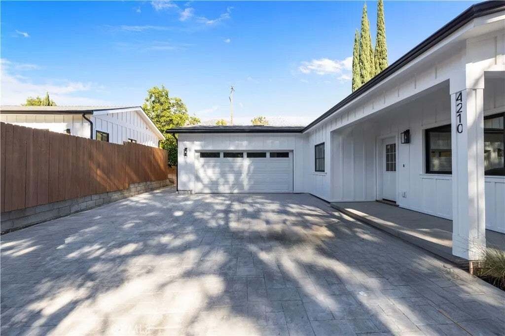 House in Glendale, California, United States 4 - 16613104