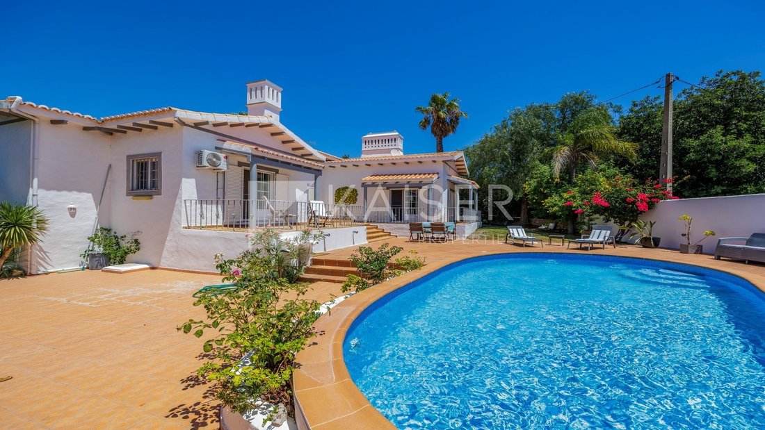 Villa in Boliqueime, Algarve, Portugal 1 - 18486850