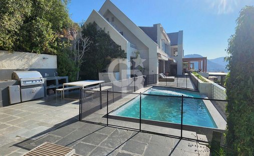 Apartment in Lo Barnechea, Santiago Metropolitan Region, Chile 1