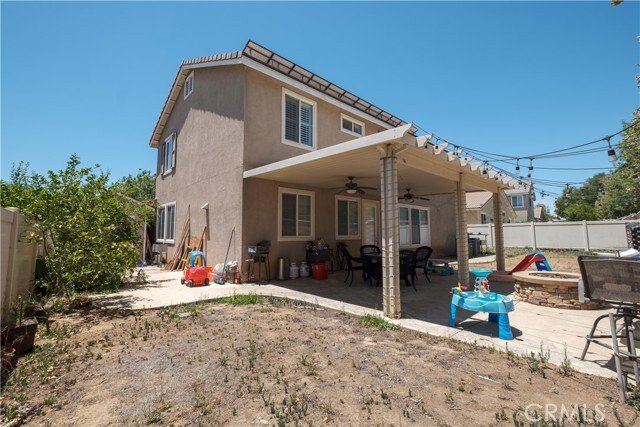 Menifee, California, United States 5 - 18605831