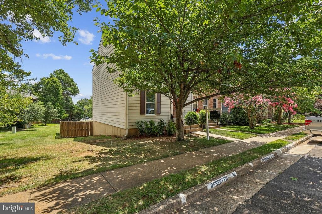 Townhouse in Groveton, Virginia, United States 3 - 18605993