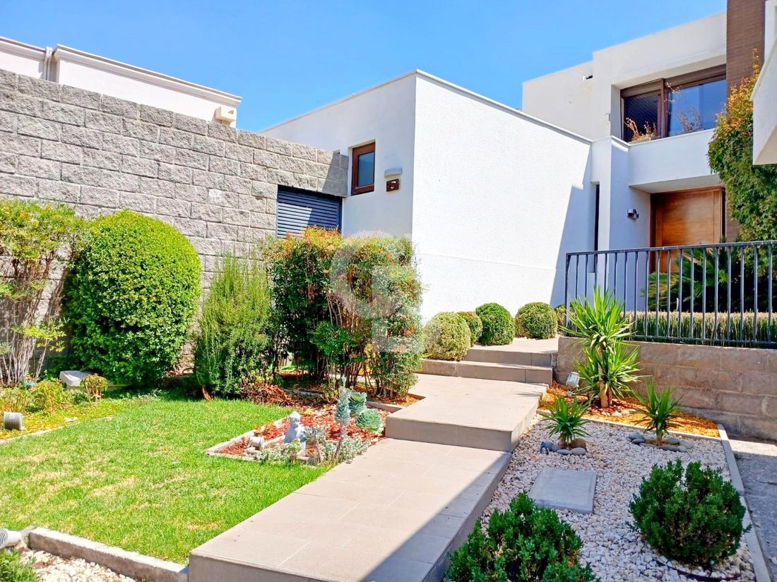House in Lo Barnechea, Santiago Metropolitan Region, Chile 2 - 18606571