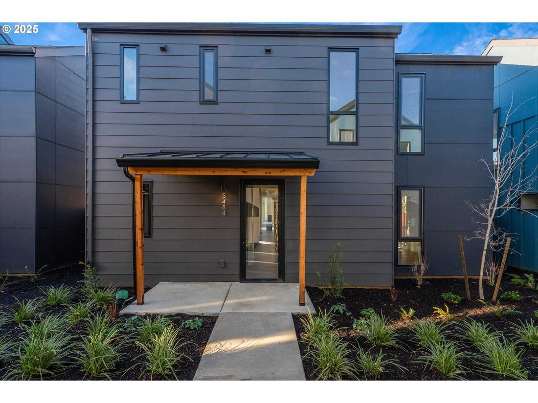 House in Portland, Oregon, United States 3 - 18605267