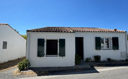 House in La Couarde-sur-Mer, Nouvelle-Aquitaine, France 1