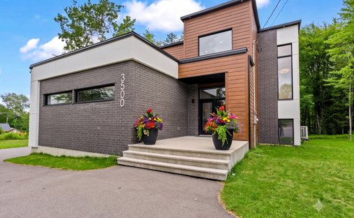 House in Sherbrooke, Quebec, Canada 1