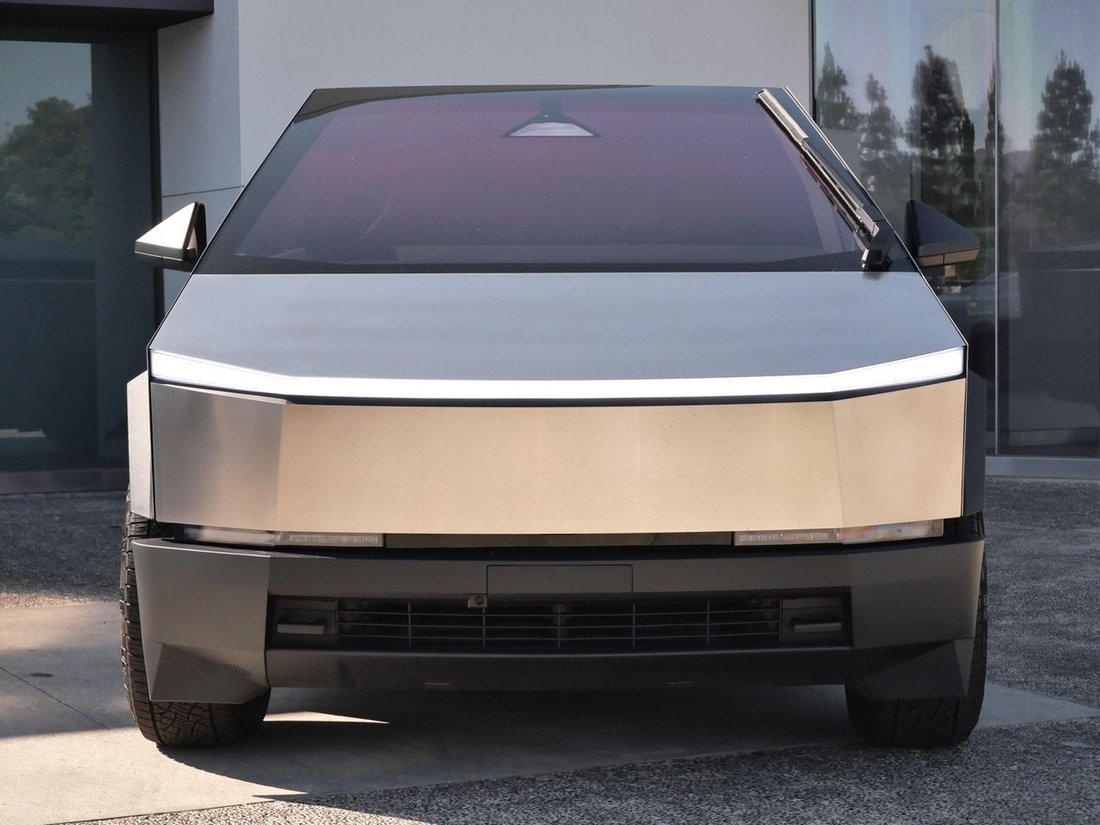 Pickup in Thousand Oaks, CA, United States 2 - 18606634