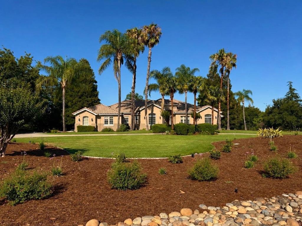 House in Gilroy, California, United States 1 - 18606208