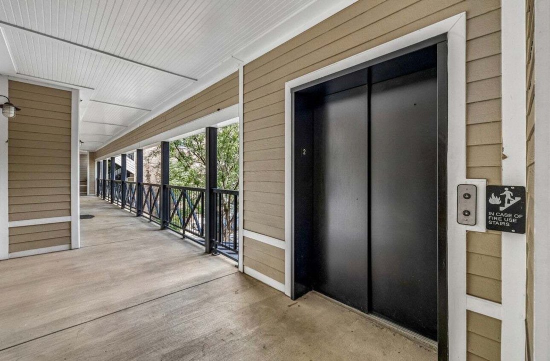 Condo in Nashville, Tennessee, United States 2 - 18605359