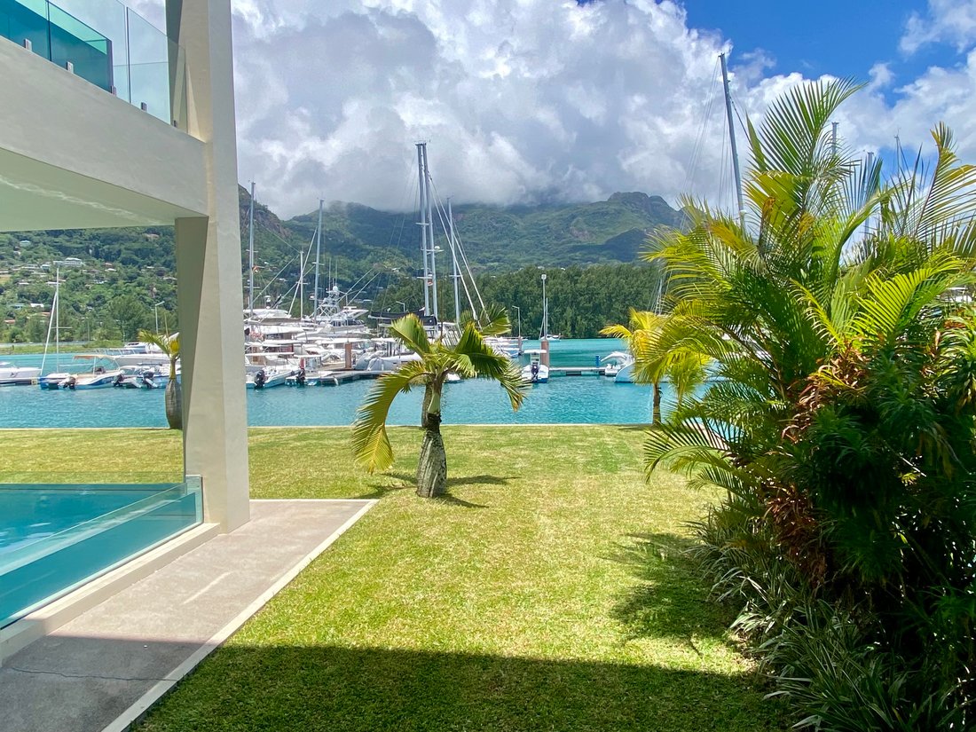 Apartment in Providence, Seychelles 2 - 18605860