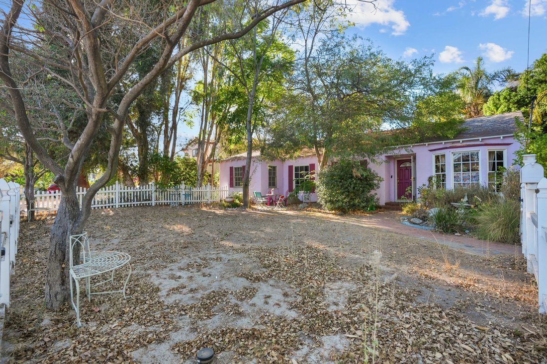 House in Los Angeles, California, United States 3 - 18606977