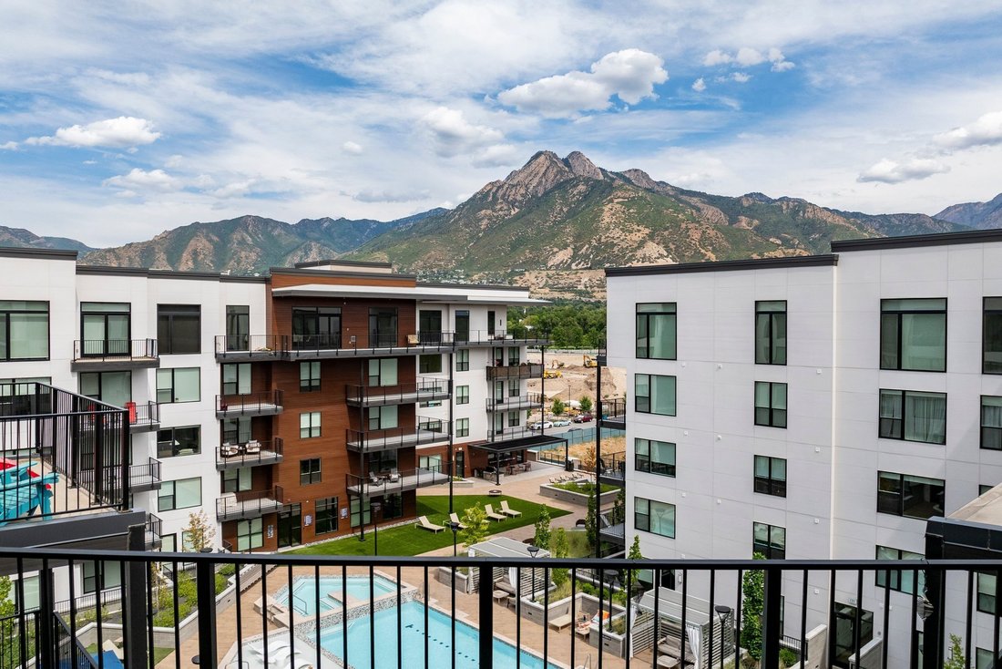 Condo in Holladay, Utah, United States 1 - 18387539