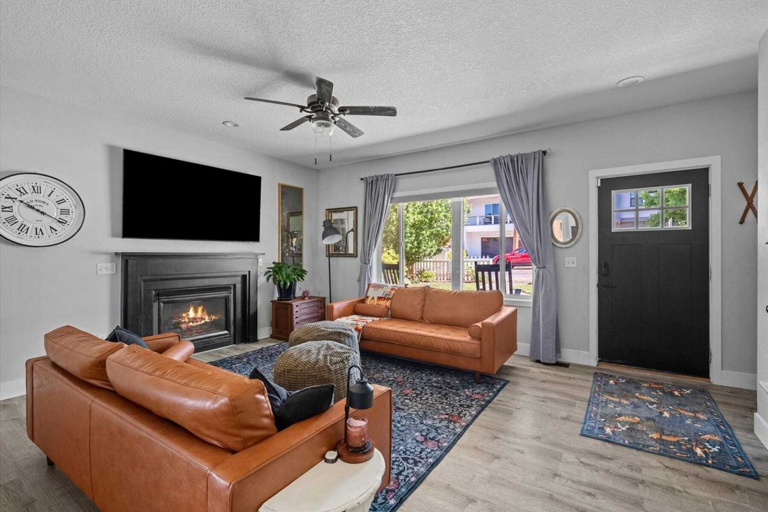 House in West Linn, Oregon, United States 4 - 18607514