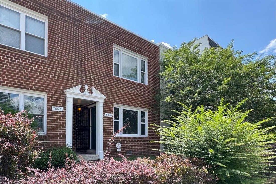 Condo in Washington, District of Columbia, United States 1 - 18607089