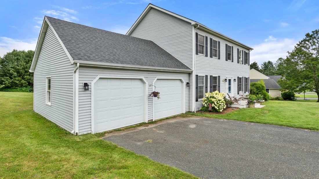 House in Lee, Massachusetts, United States 3 - 18607379