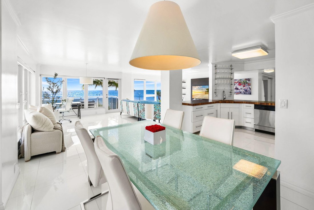 Condo in Boca Raton, Florida, United States 5 - 18606910