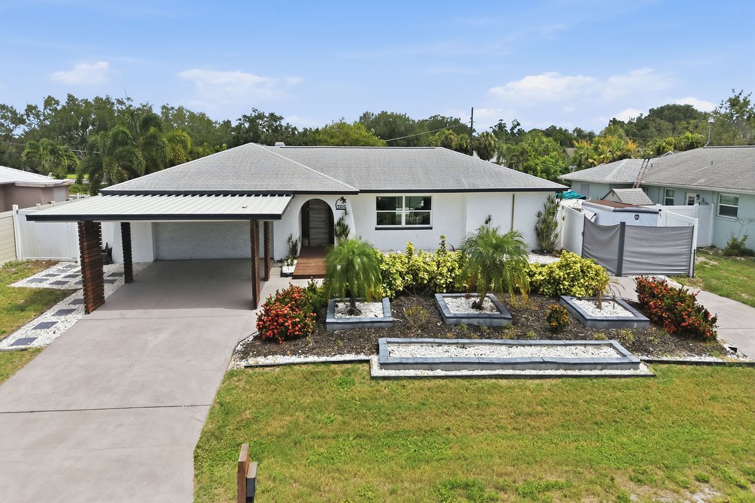 Sarasota, Florida, United States 1 - 18607521
