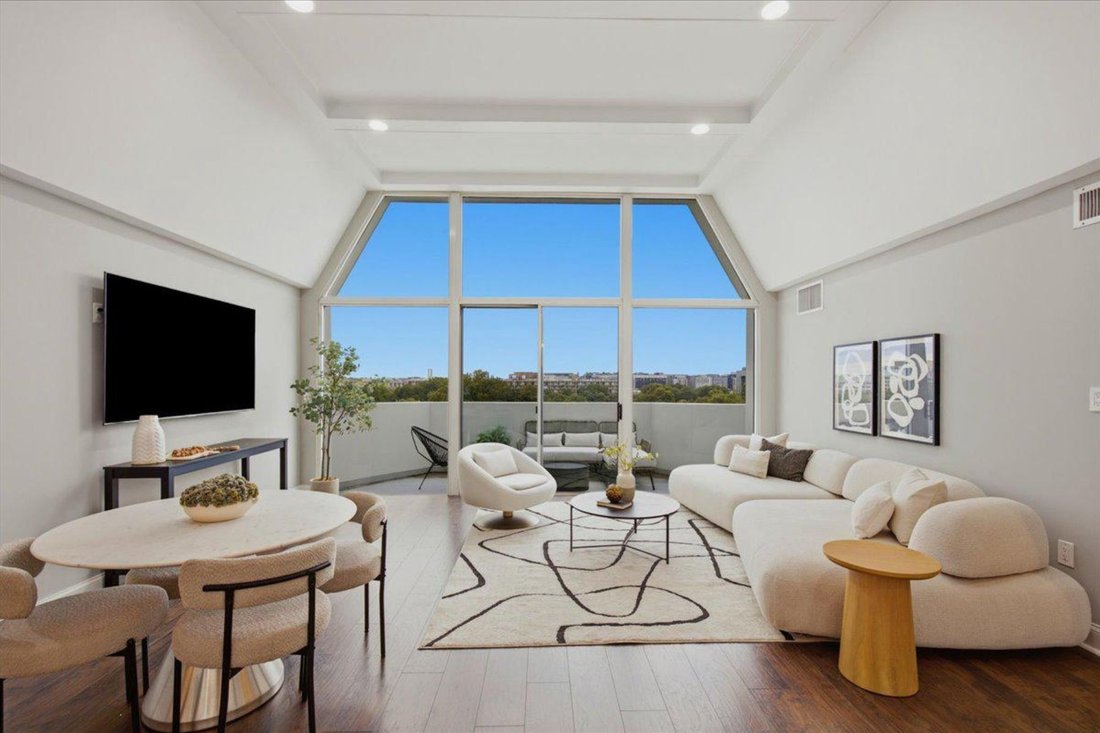 Condo in Washington, District of Columbia, United States 1 - 18607031