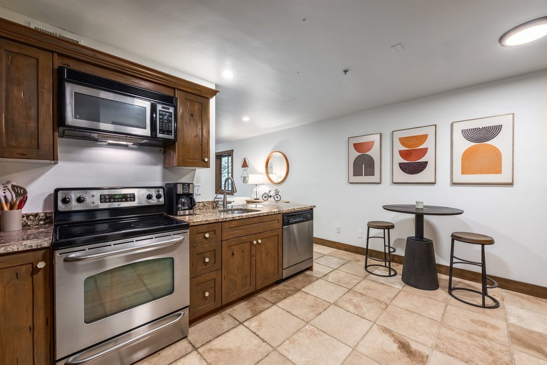 Condo in Park City, Utah, United States 2 - 18607335