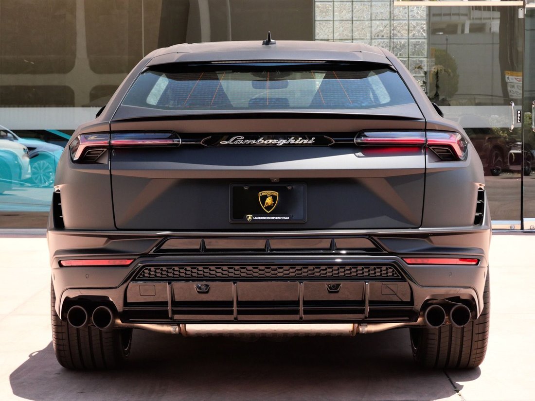 Suv in Beverly Hills, CA, United States 4 - 18606925
