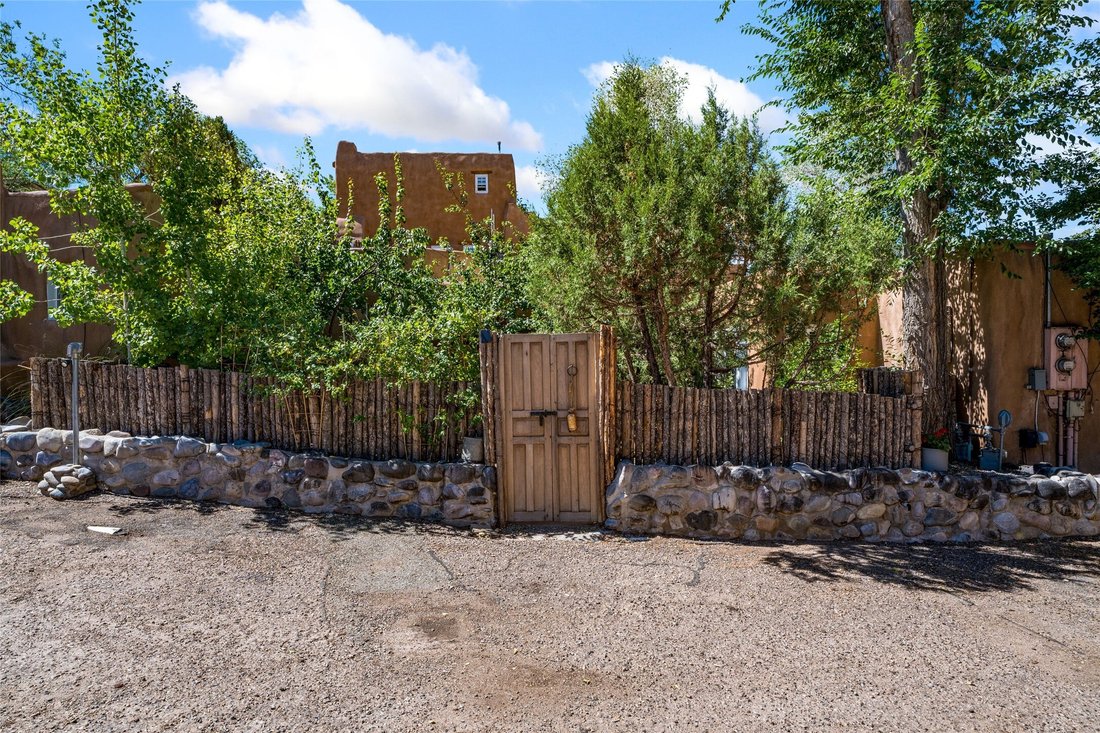 Condo in Santa Fe, New Mexico, United States 3 - 18607686