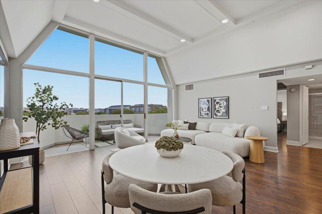 Condo in Washington, District of Columbia, United States 2 - 18607031