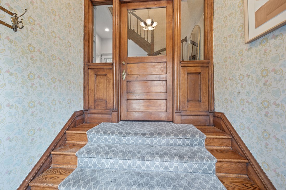 House in Chicago, Illinois, United States 2 - 18606843