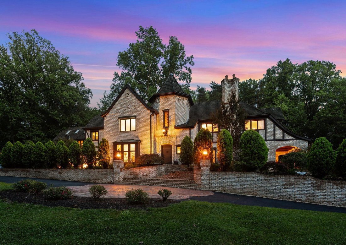 House in Vienna, Virginia, United States 1 - 18150242