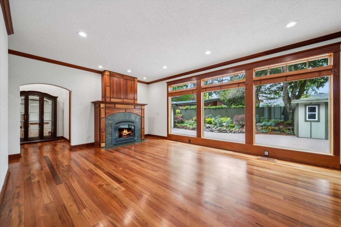 House in Lake Oswego, Oregon, United States 5 - 18607260