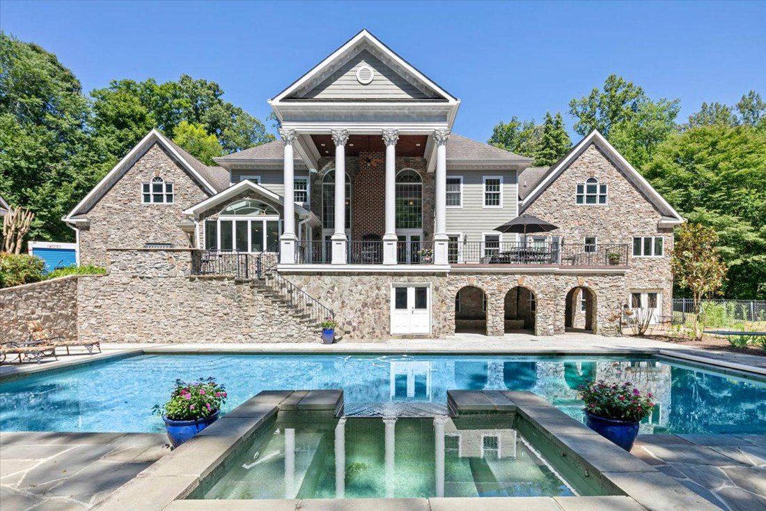 House in Clifton, Virginia, United States 1 - 17886784