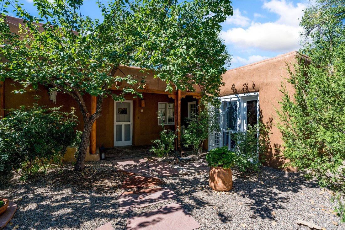 Condo in Santa Fe, New Mexico, United States 1 - 18607686