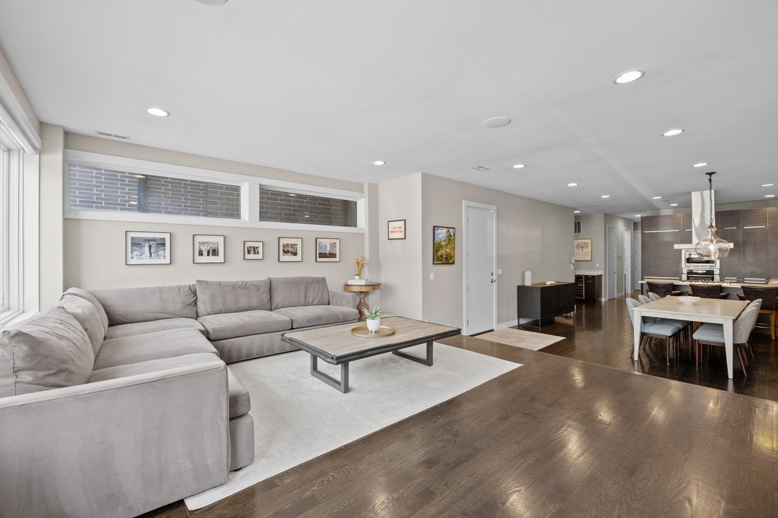 Condo in Chicago, Illinois, United States 2 - 18606850