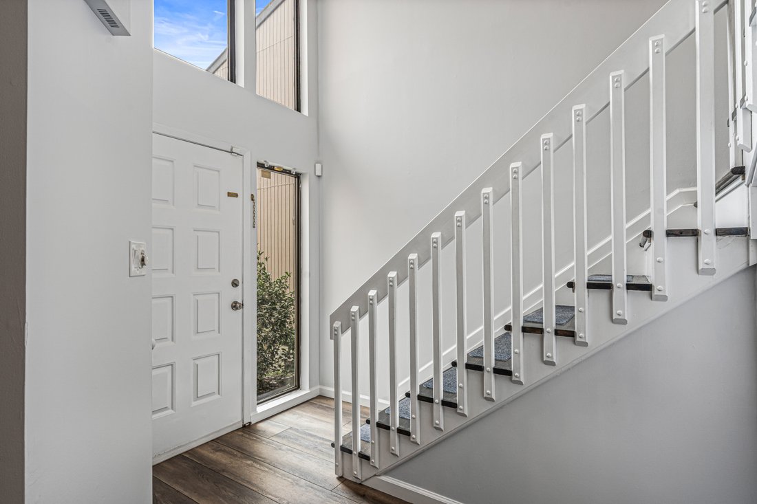 Condo in Roslyn, New York, United States 4 - 18607073