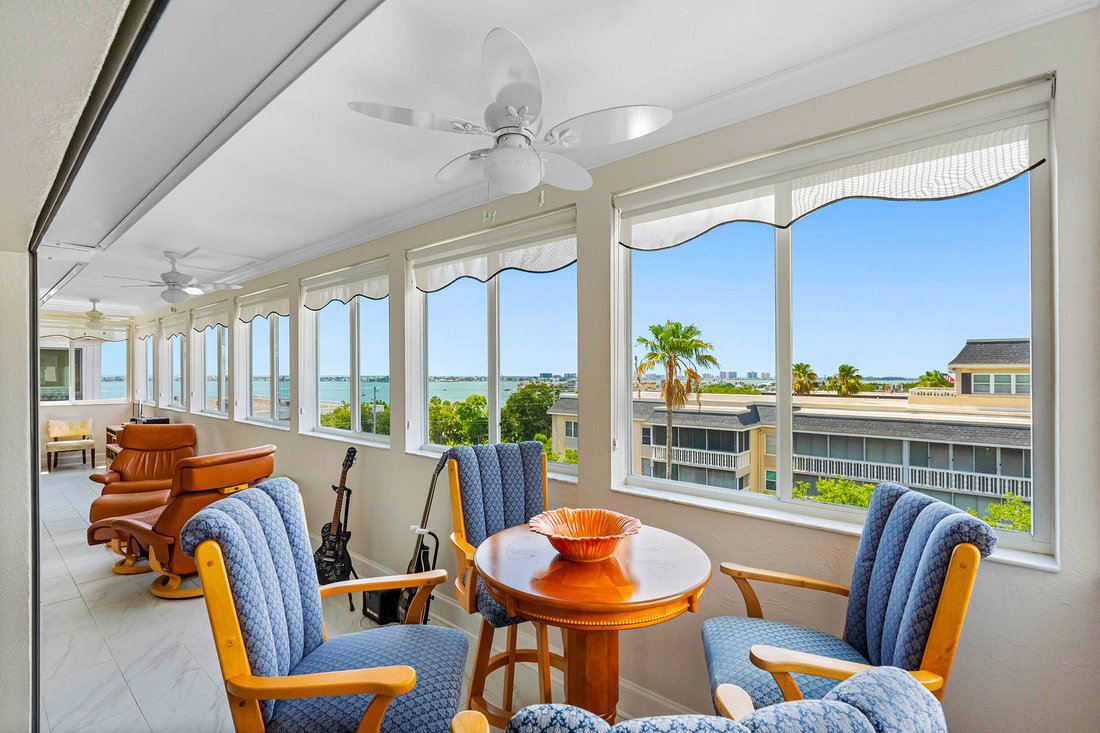 Condo in Largo, Florida, United States 4 - 18607096