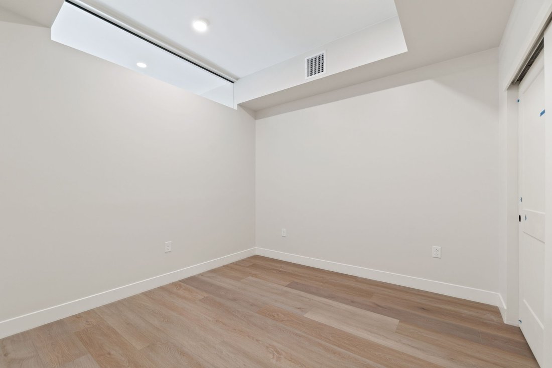 Condo in Denver, Colorado, United States 5 - 18608002