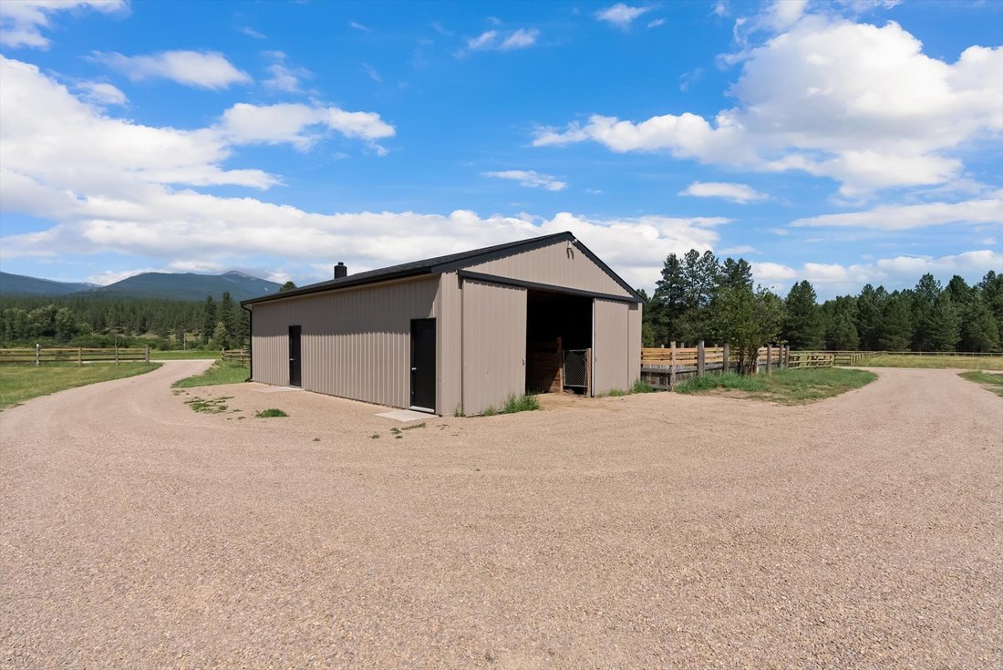 House in Huson, Montana, United States 5 - 18426373
