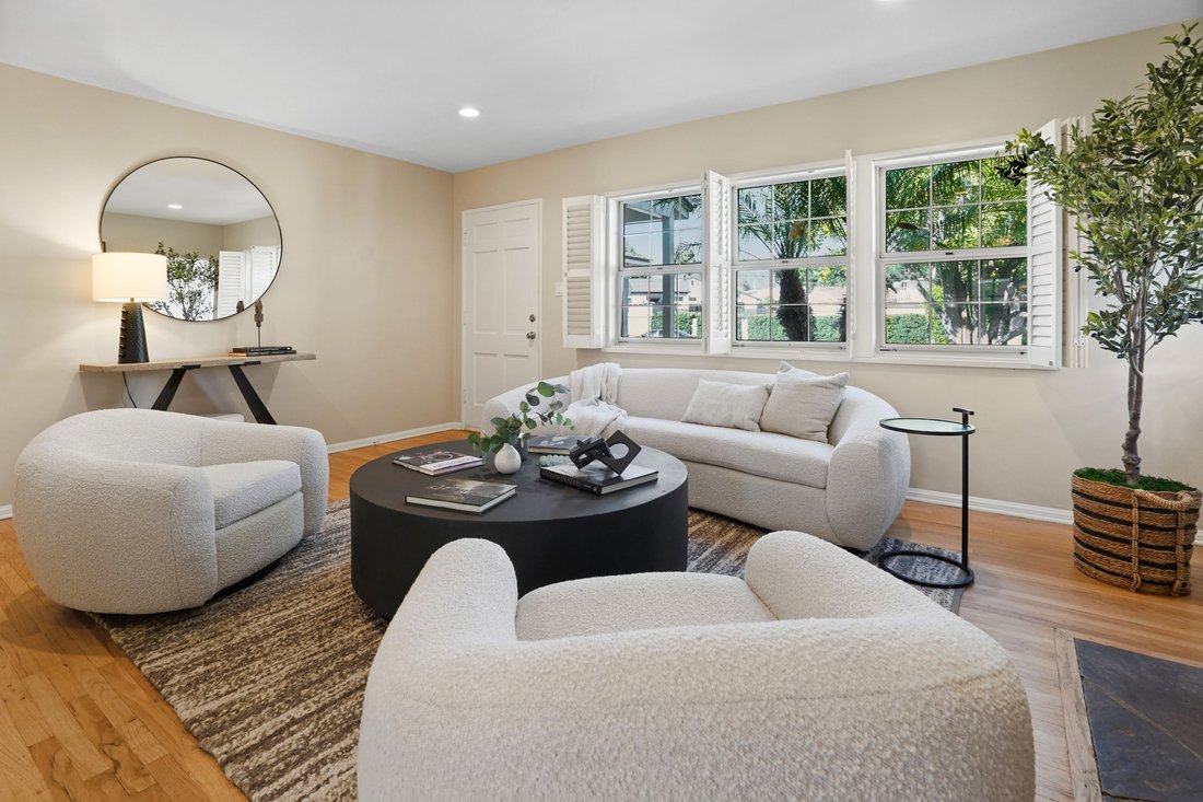 House in Burbank, California, United States 5 - 18607287