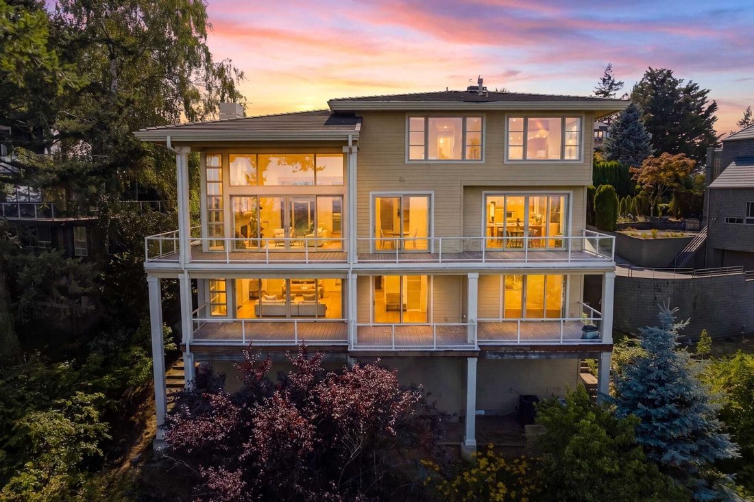 House in Lake Oswego, Oregon, United States 2 - 18607535
