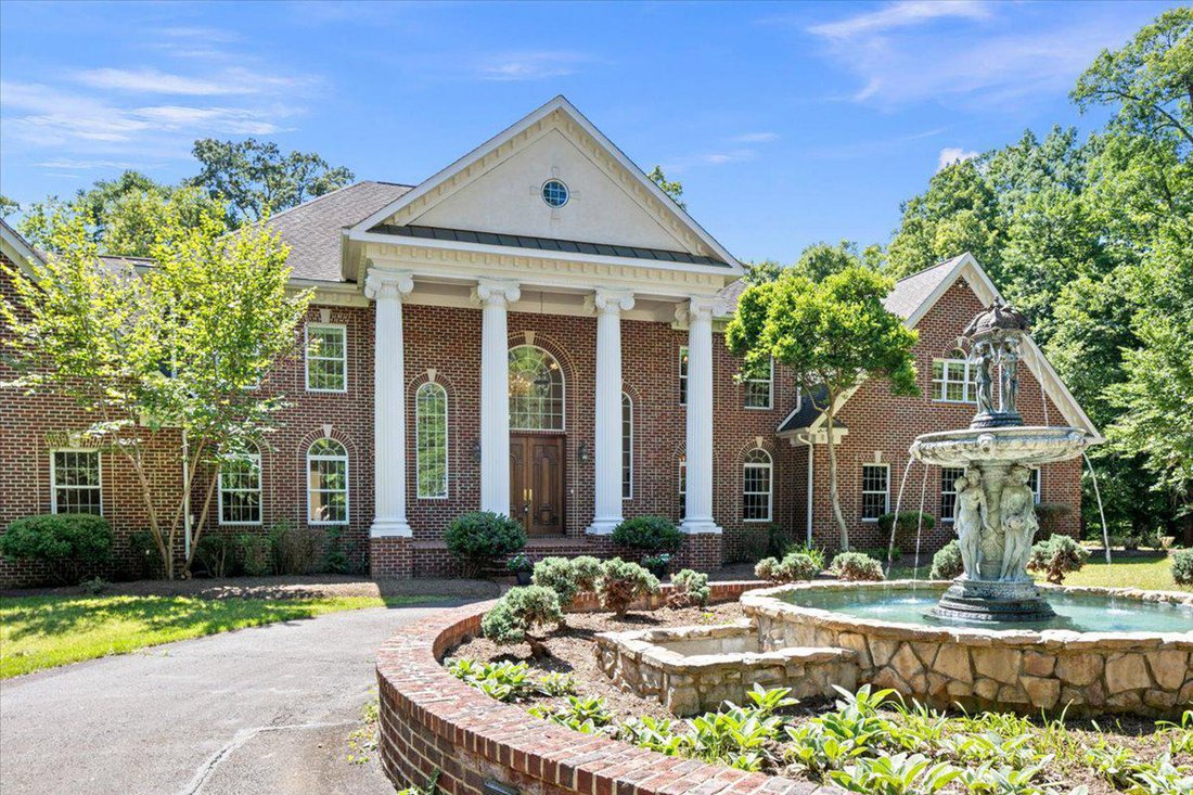 House in Clifton, Virginia, United States 3 - 17886784