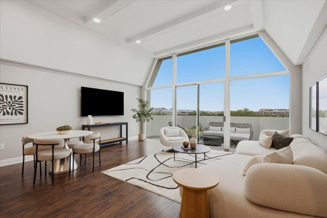 Condo in Washington, District of Columbia, United States 3 - 18607031