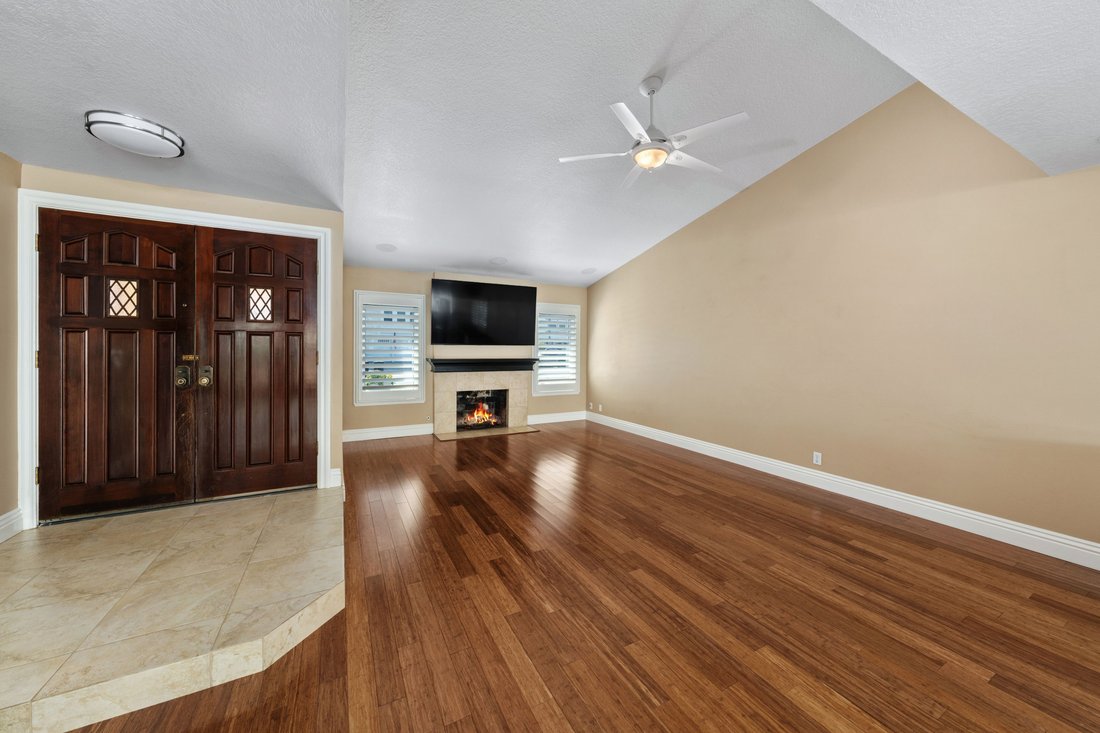 House in Lake Forest, California, United States 4 - 18607466