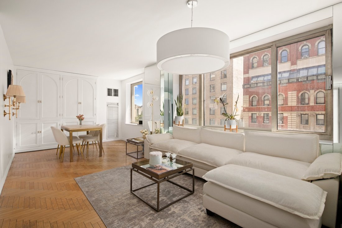 Condo in New York, New York, United States 1 - 18537079