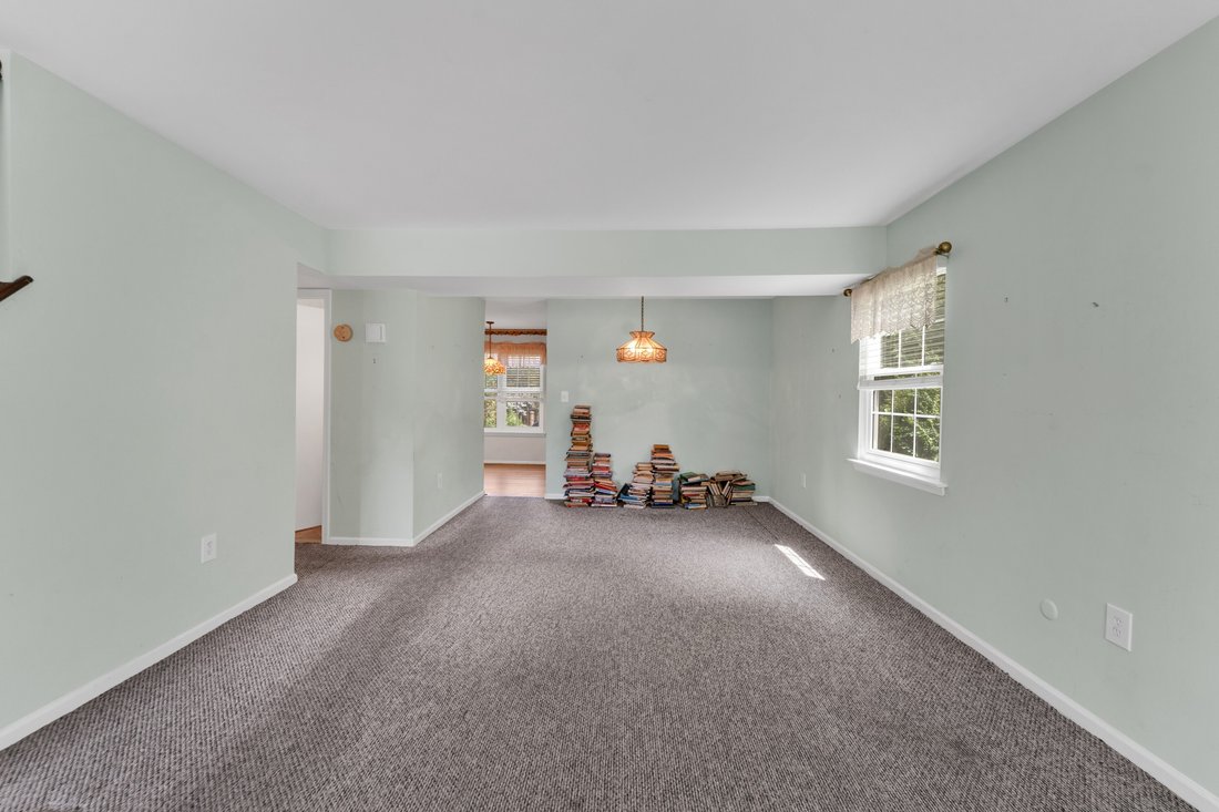 Townhouse in East Brunswick, New Jersey, United States 5 - 18606987