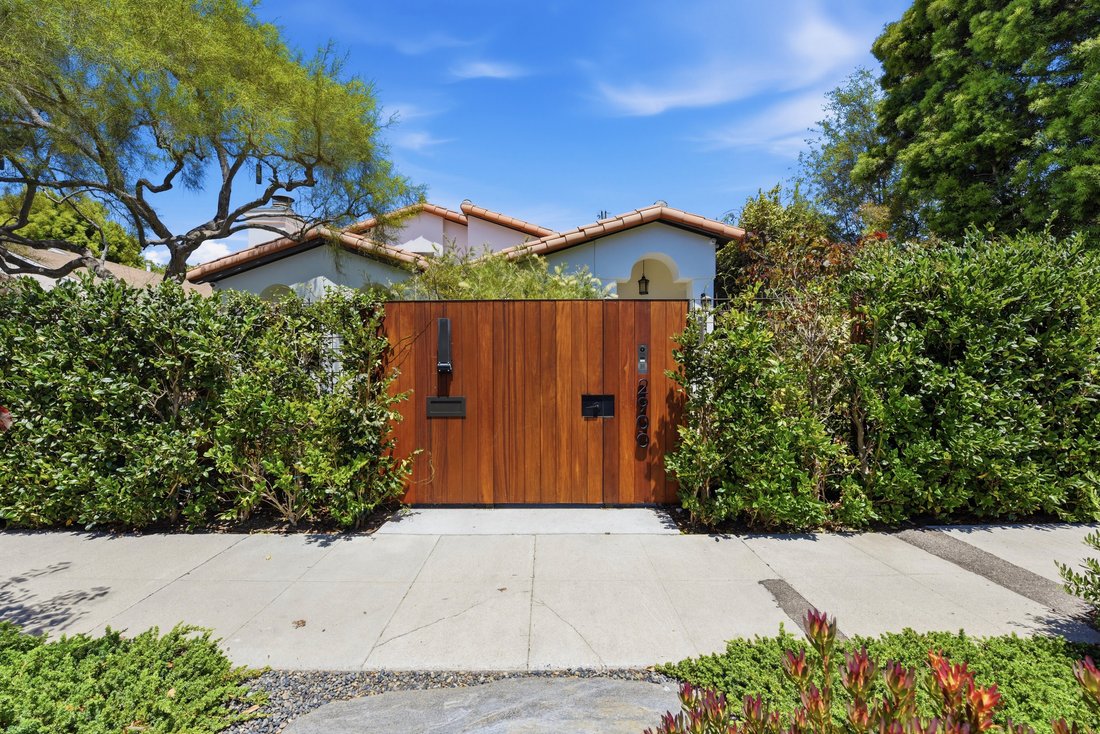 House in Los Angeles, California, United States 1 - 18607109