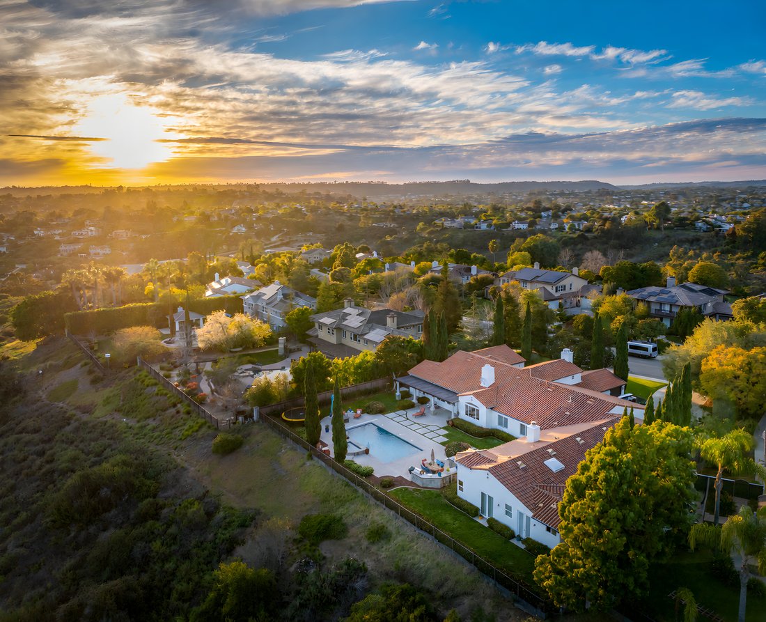 Carlsbad, California, United States 1 - 17225125