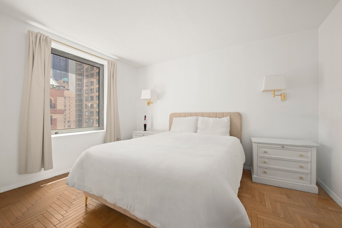 Condo in New York, New York, United States 4 - 18537079