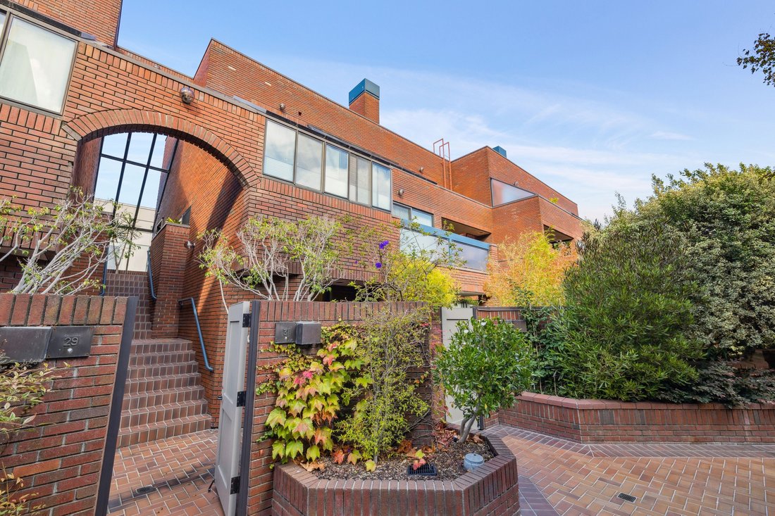 Condo in San Francisco, California, United States 4 - 18607333