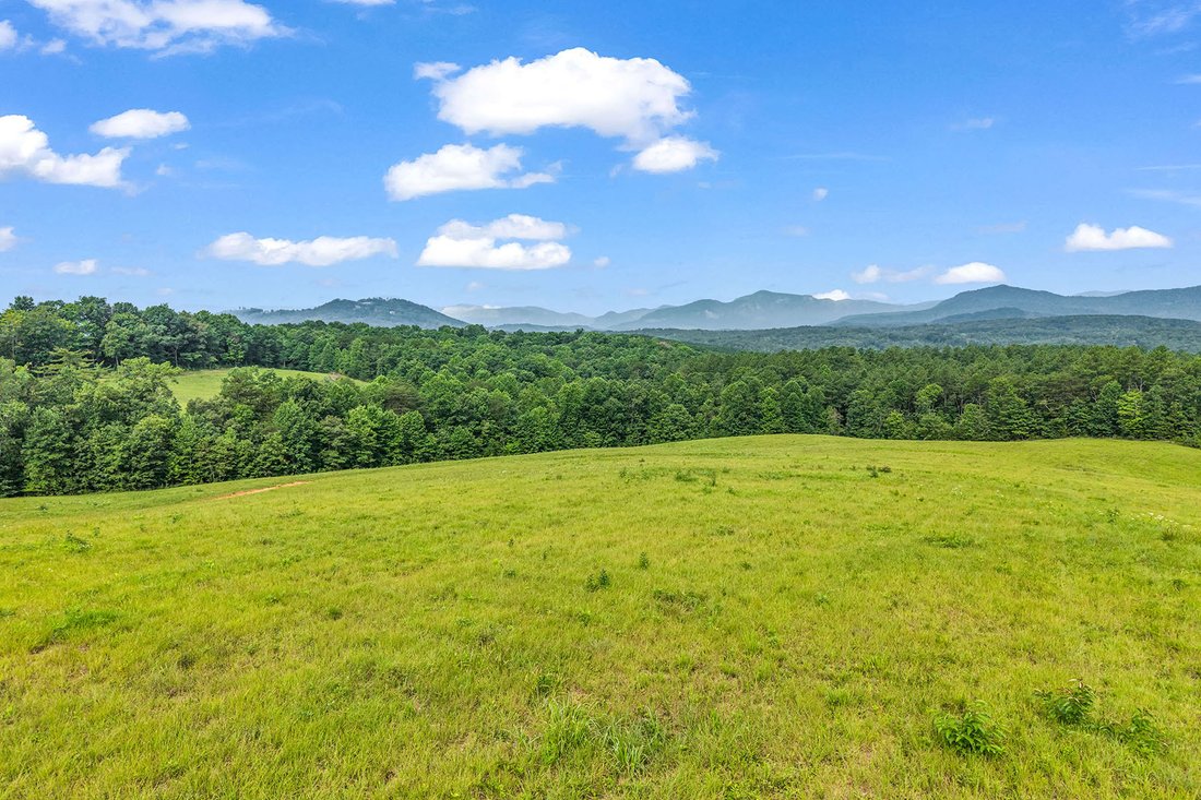 House in Rutherfordton, North Carolina, United States 3 - 18607294