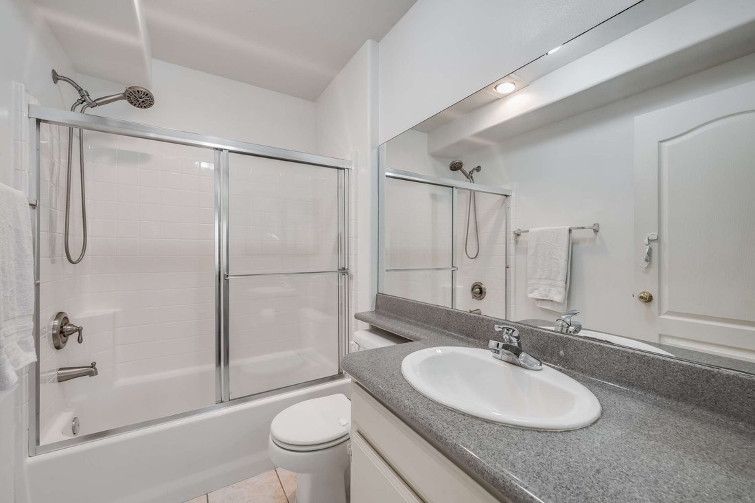 Condo in Los Angeles, California, United States 2 - 18606956